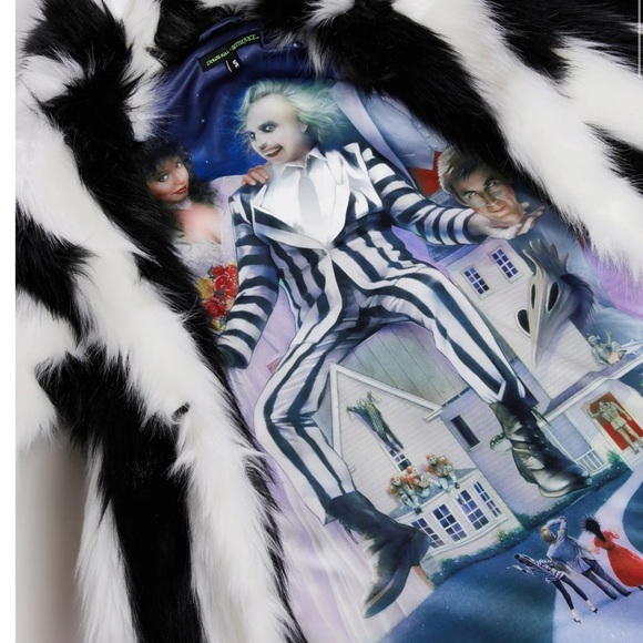 Brand new sold out online Beetlejuice, Black/white fake for last one - Picture 2 of 10
